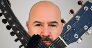Marios Vlachos – Μάριος Βλάχος Profile Photo Marios Vlachos – Μάριος Βλάχος, μουσικός, τραγουδιστής και κιθαρίστας